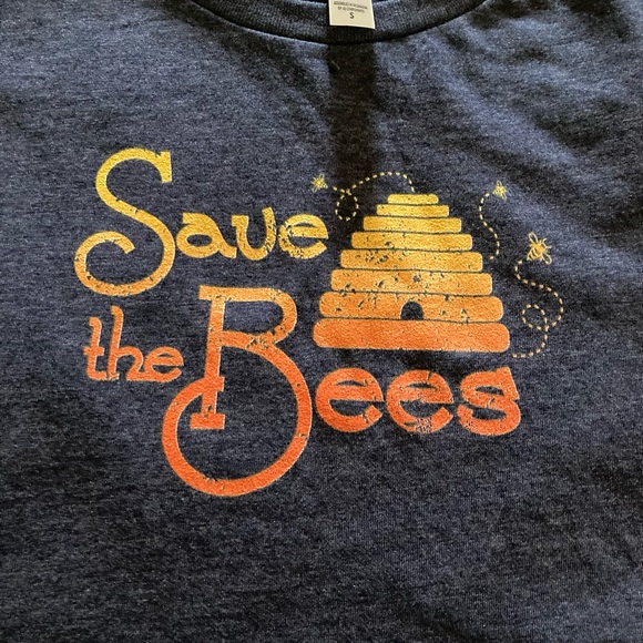 Bella Canvas Save the Bees T-Shirt (NWT) - Picture 4 of 5